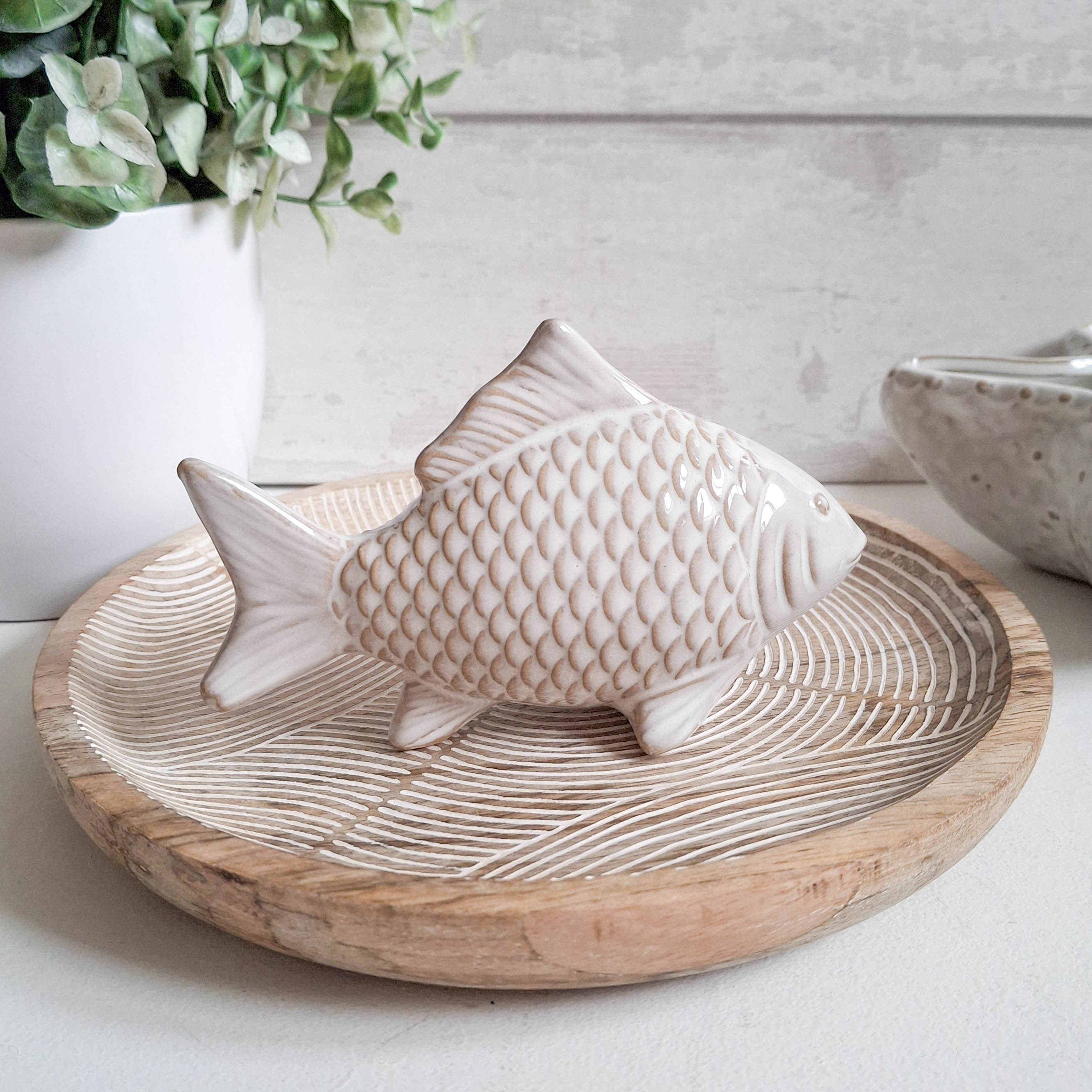 White & Natural Porcelain Fish Ornament