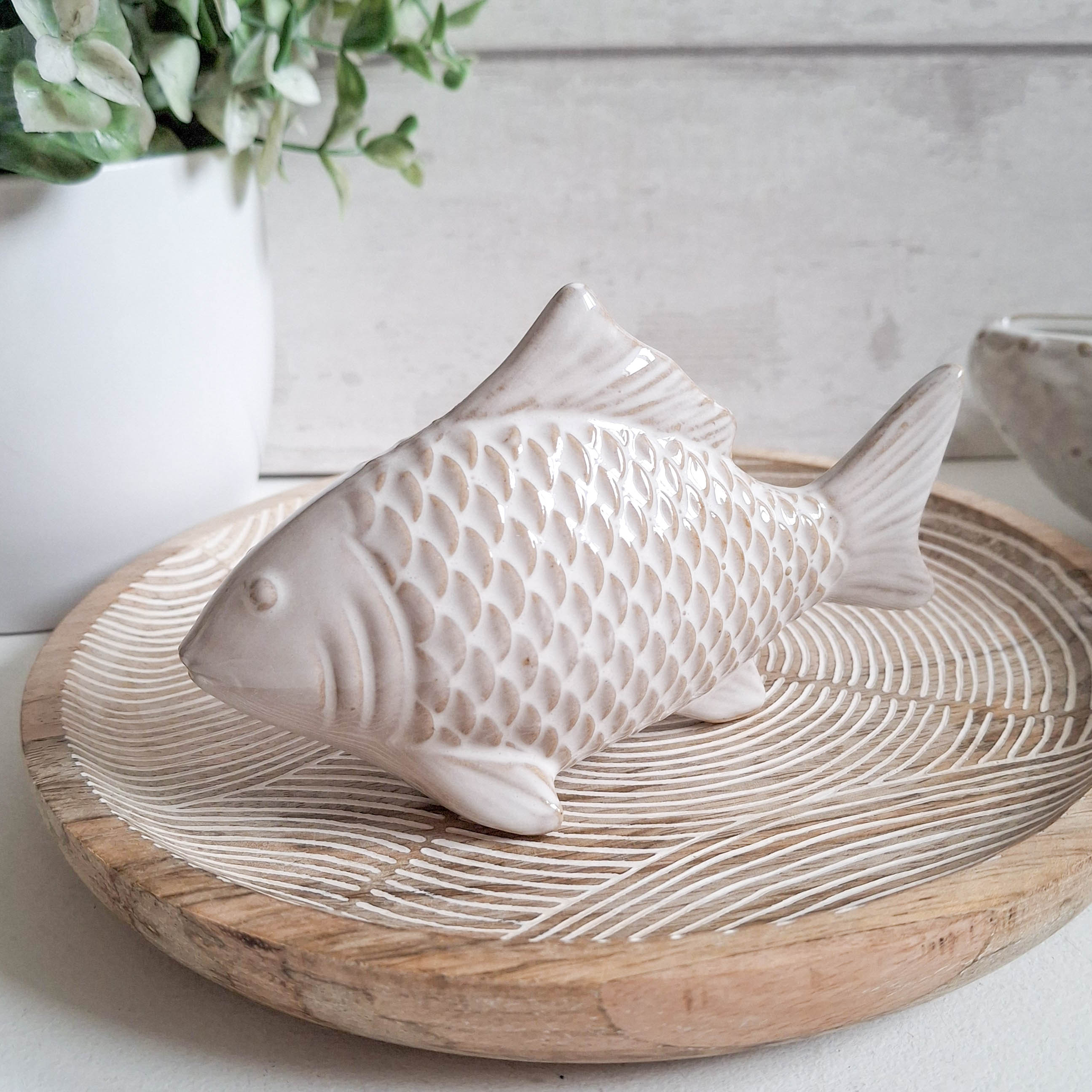 White & Natural Porcelain Fish Ornament