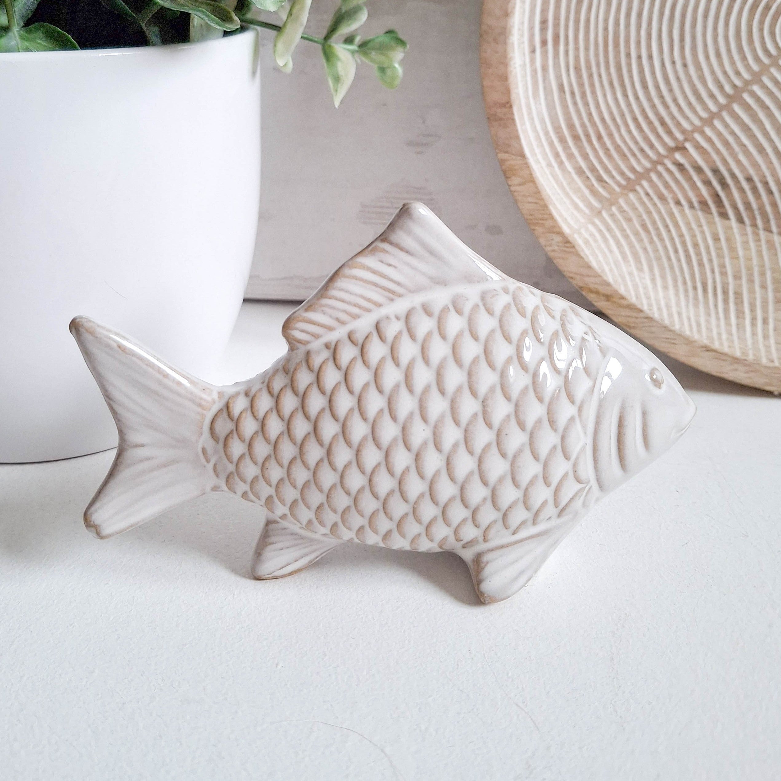 White & Natural Porcelain Fish Ornament