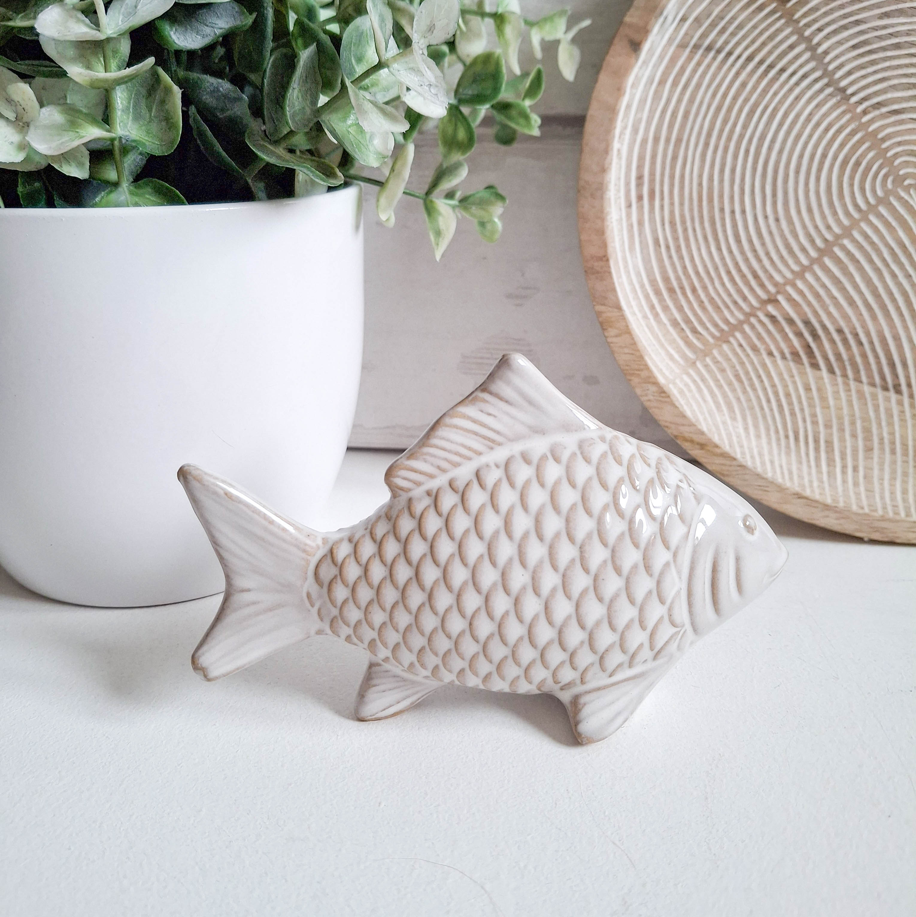 White & Natural Porcelain Fish Ornament