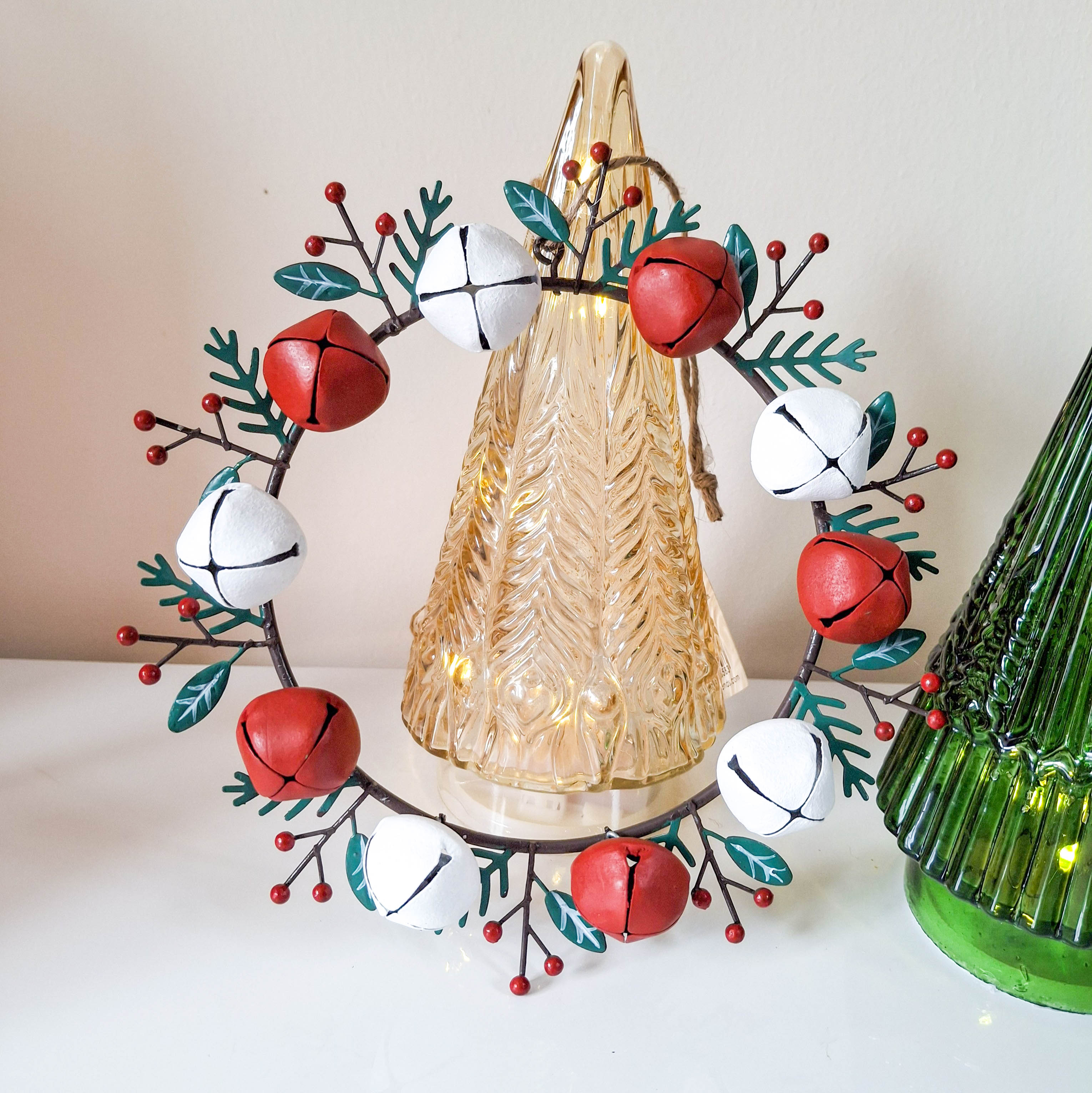 Red & White Metal Bell Wreath Decoration