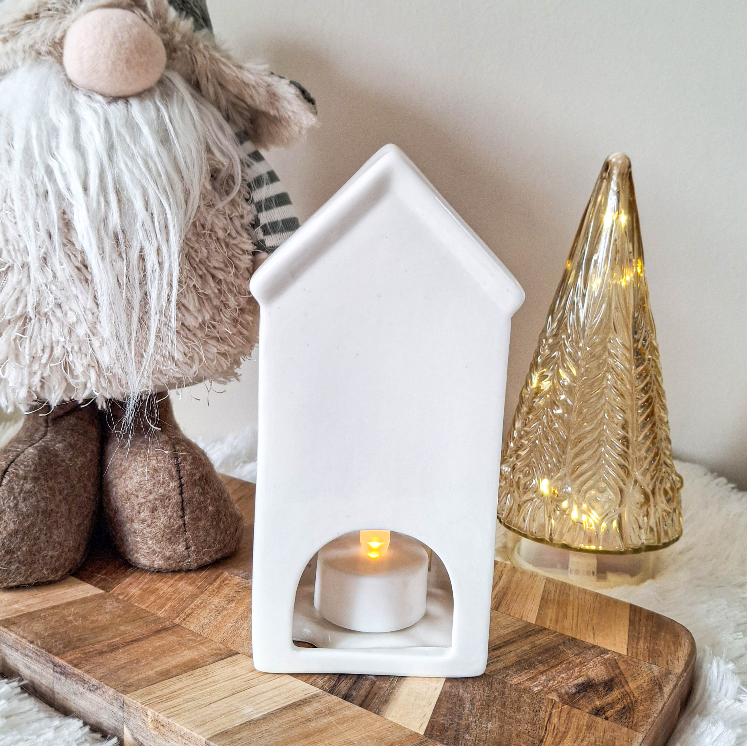 White Ceramic Heart LED House
