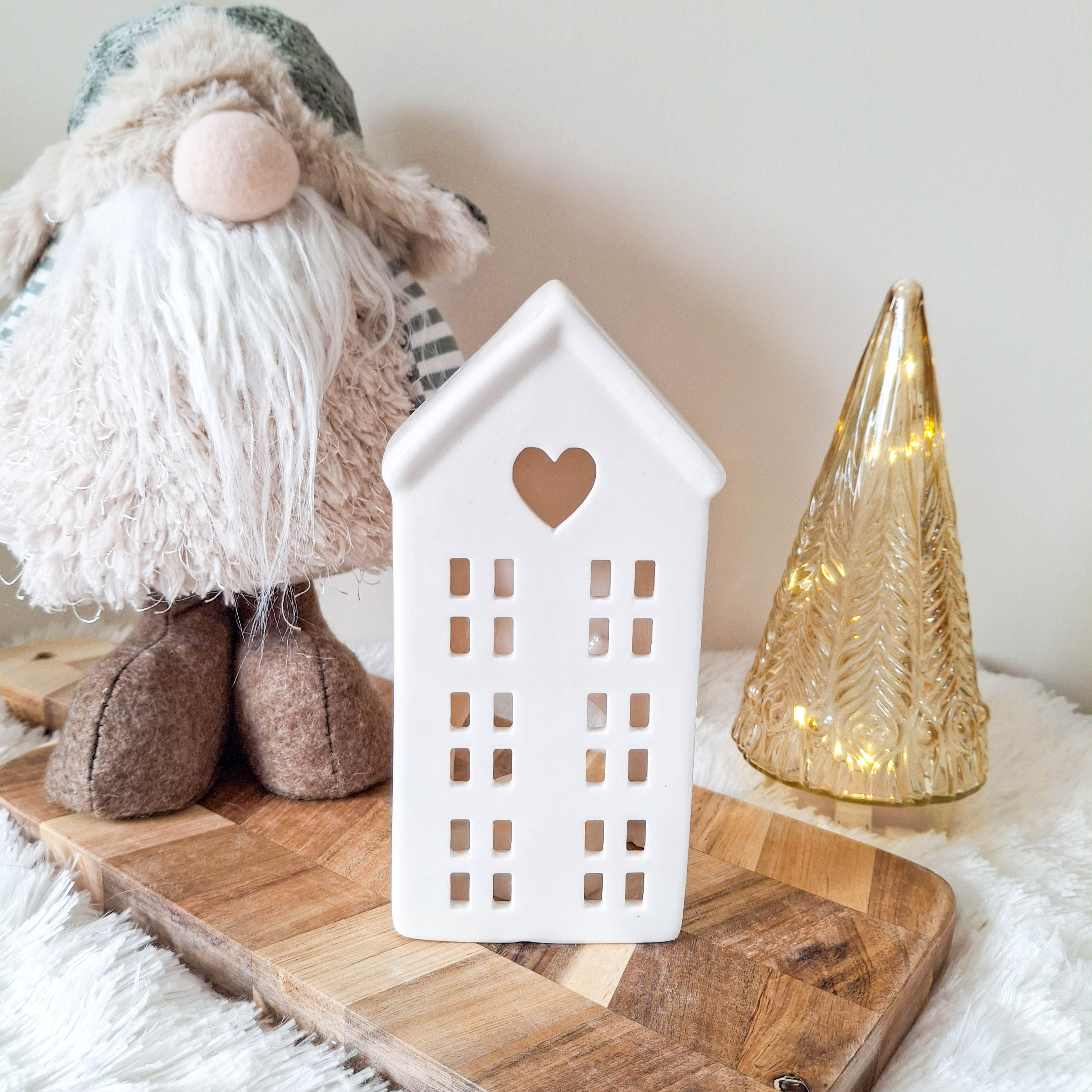 White Ceramic Heart LED House