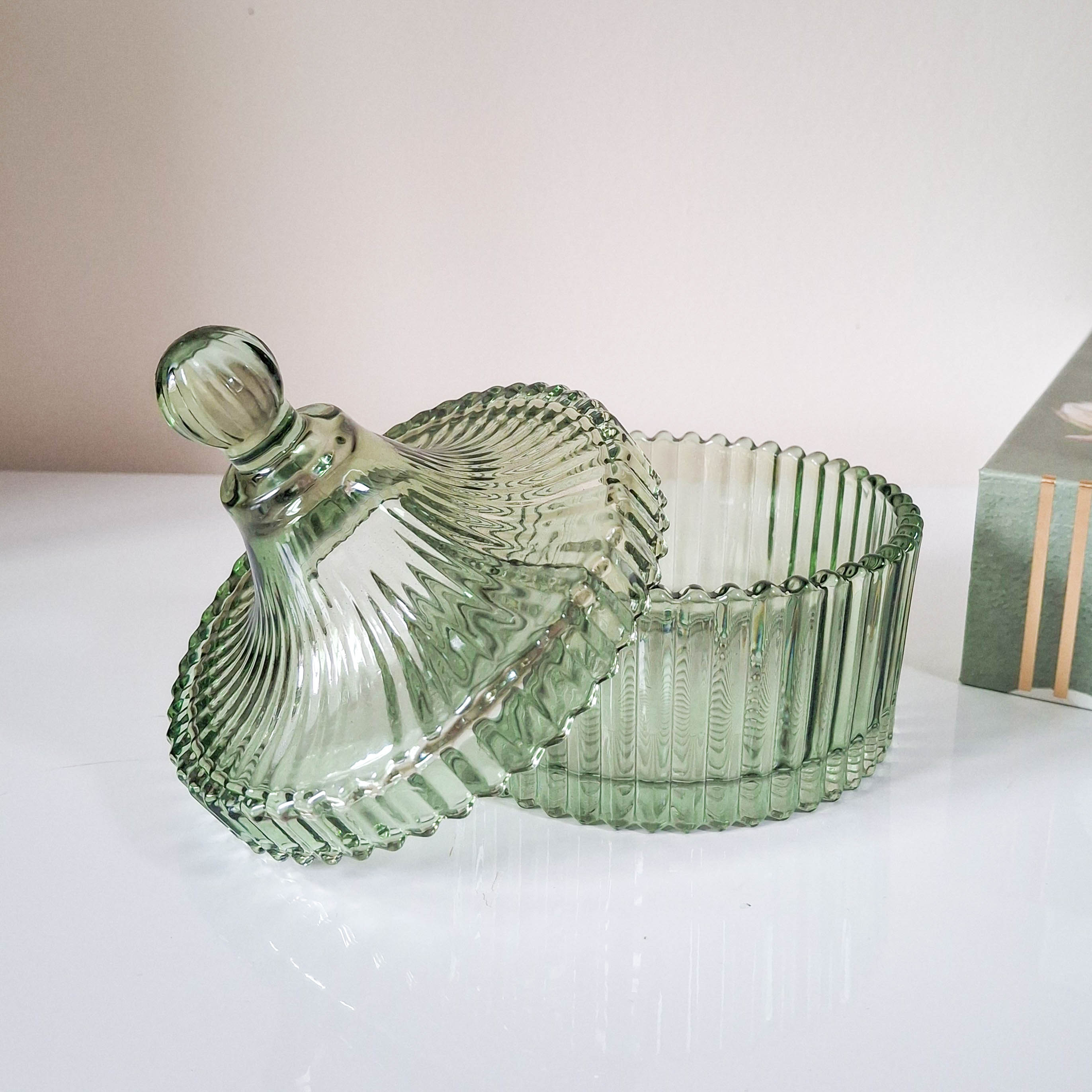 Vintage Green Glass Trinket Pot