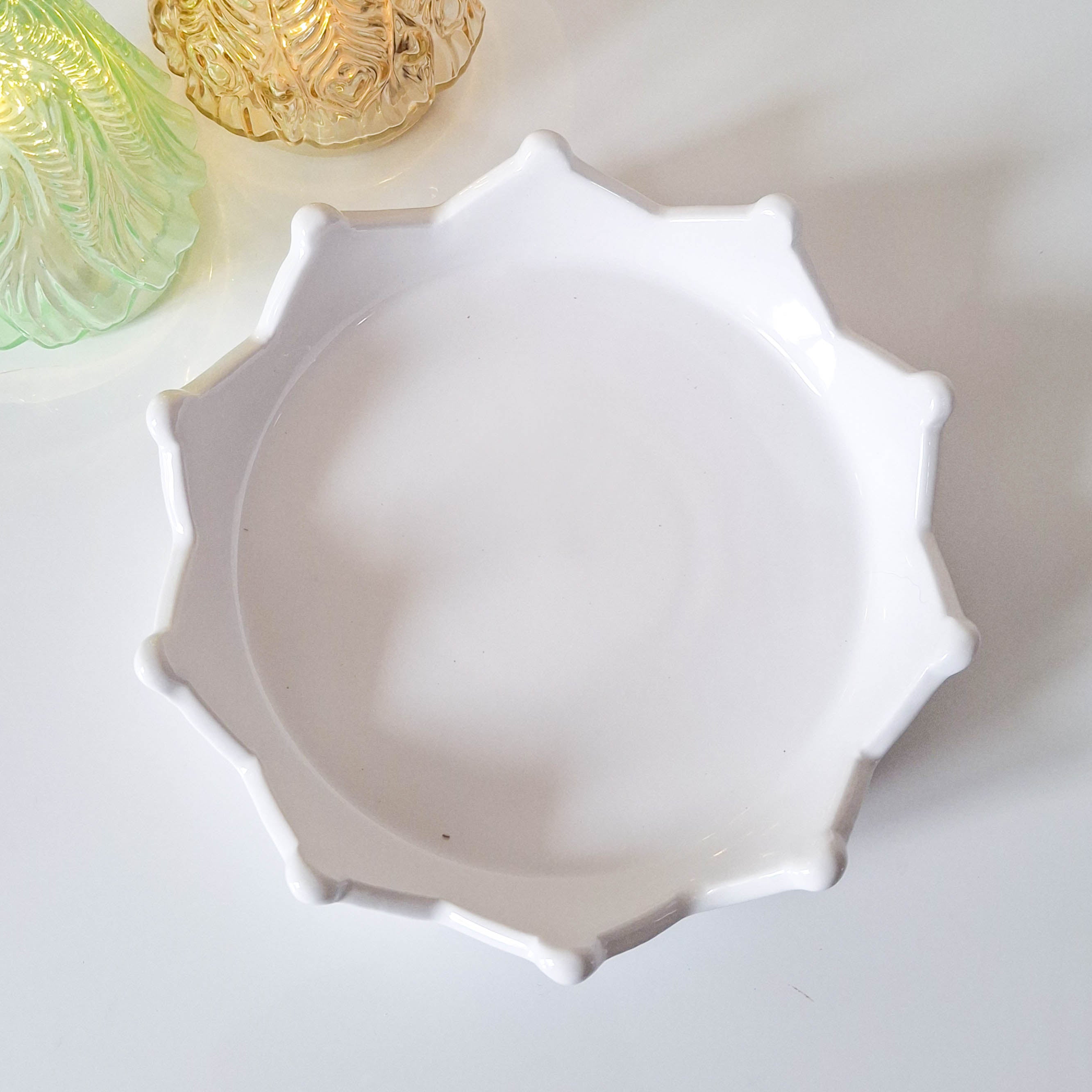 White Ceramic Crown Tray