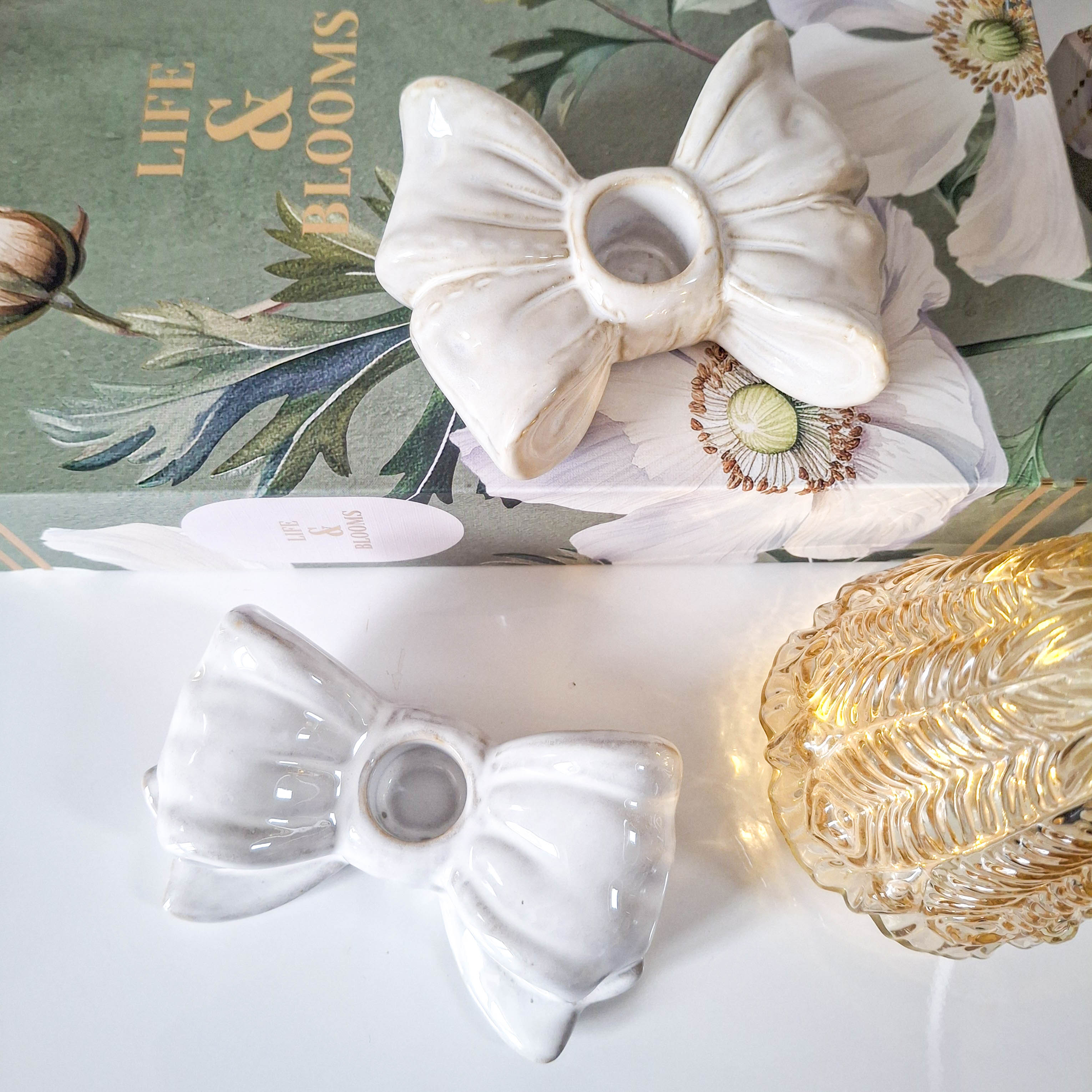 Natural Single Bow Taper Candle Holder