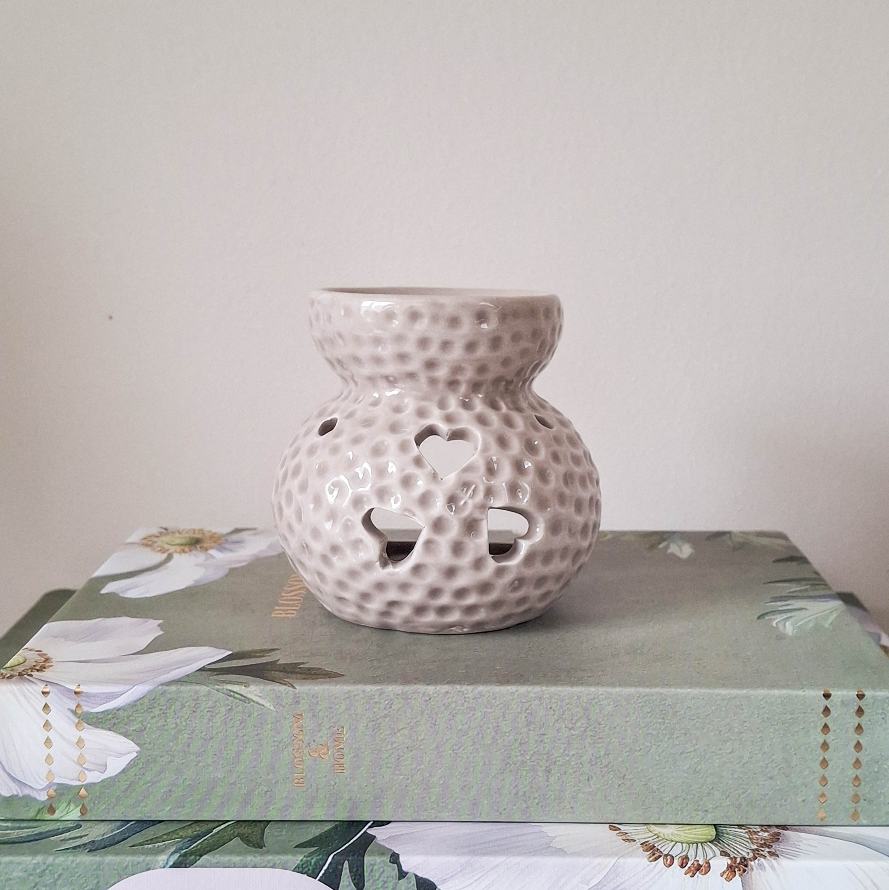 Small Mocha Heart Oil Burner