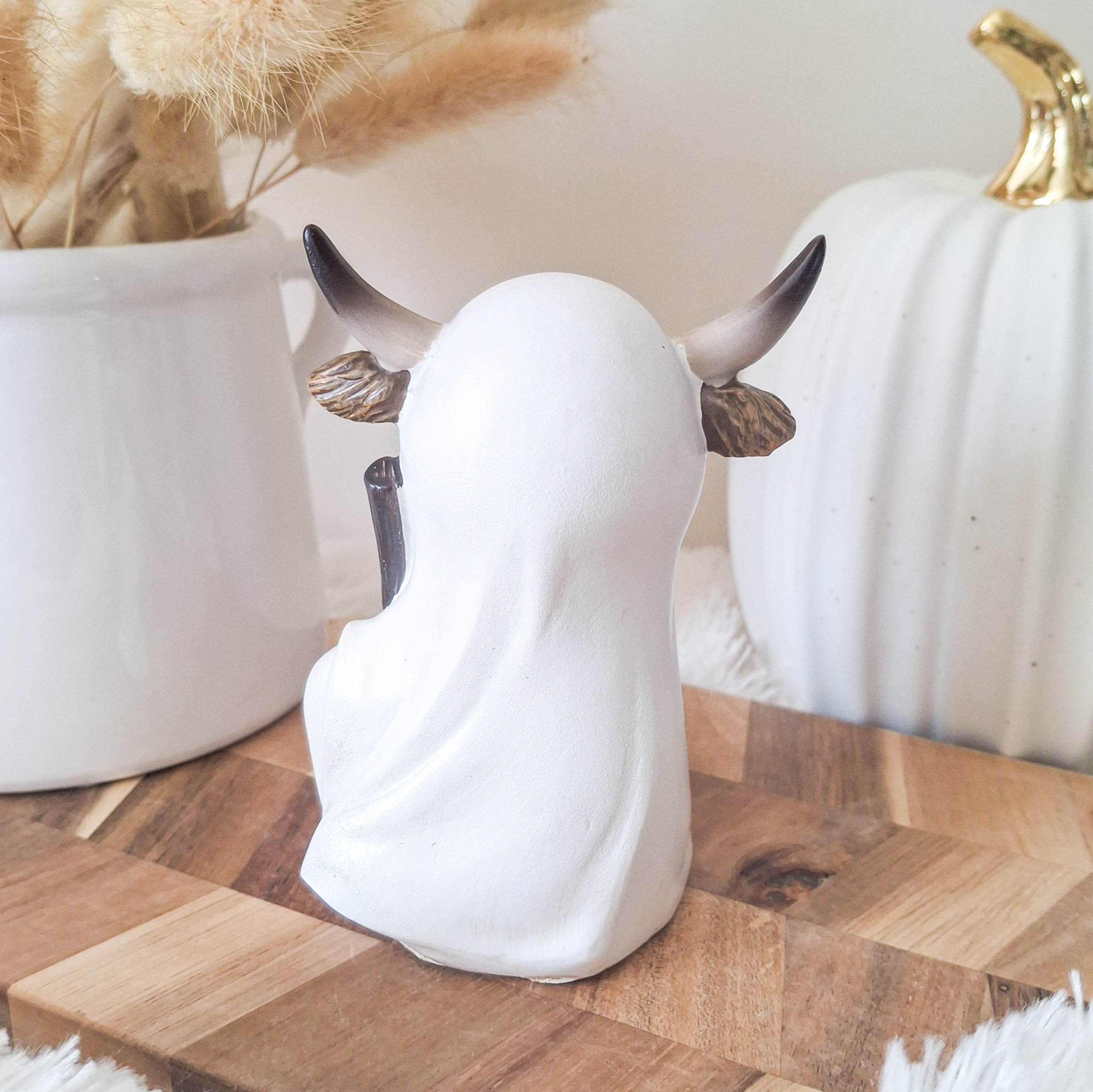 Halloween Fancy Dress Highland Cow Ornament