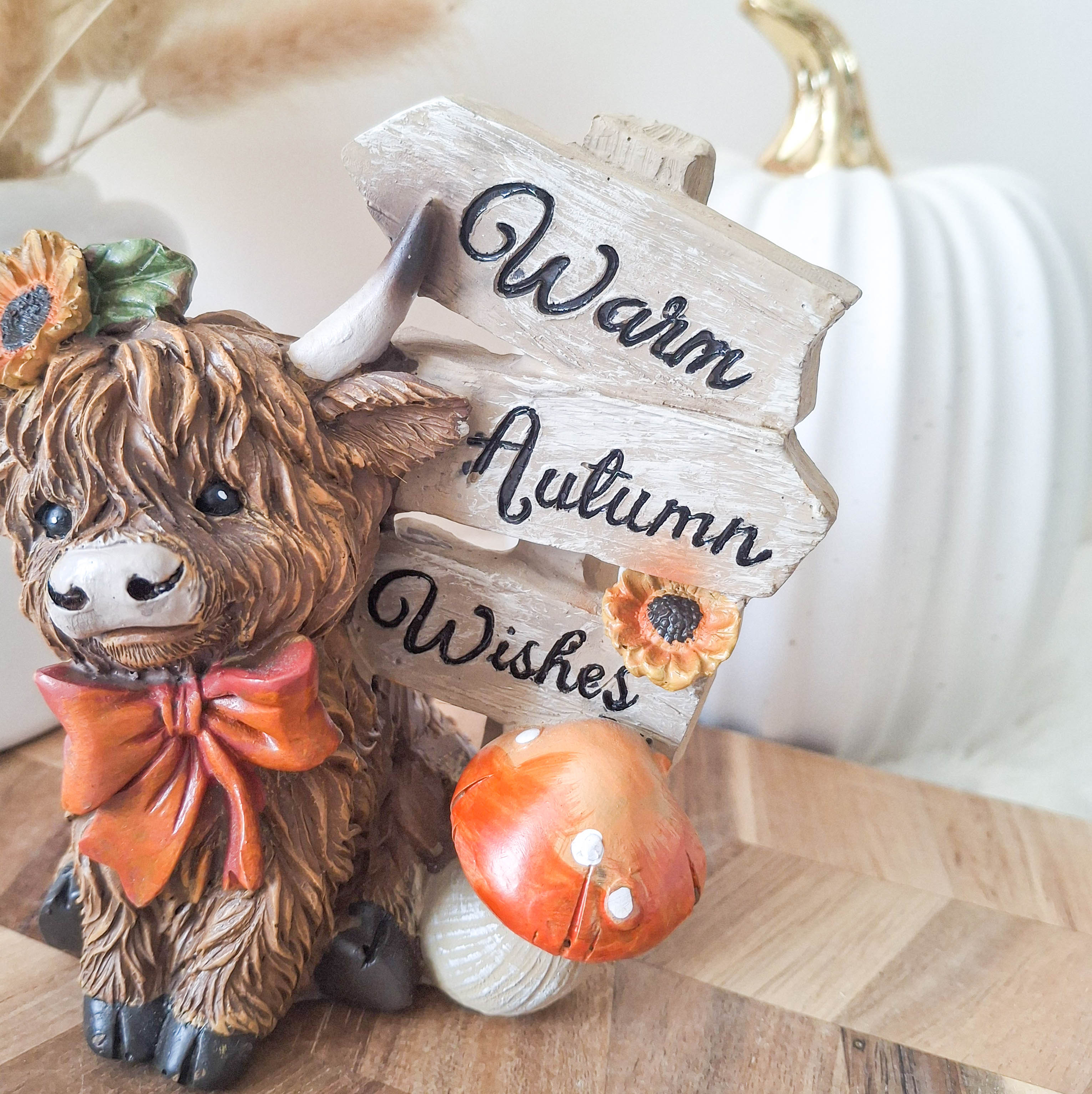 Warm Autumn Wishes Highland Cow Ornament
