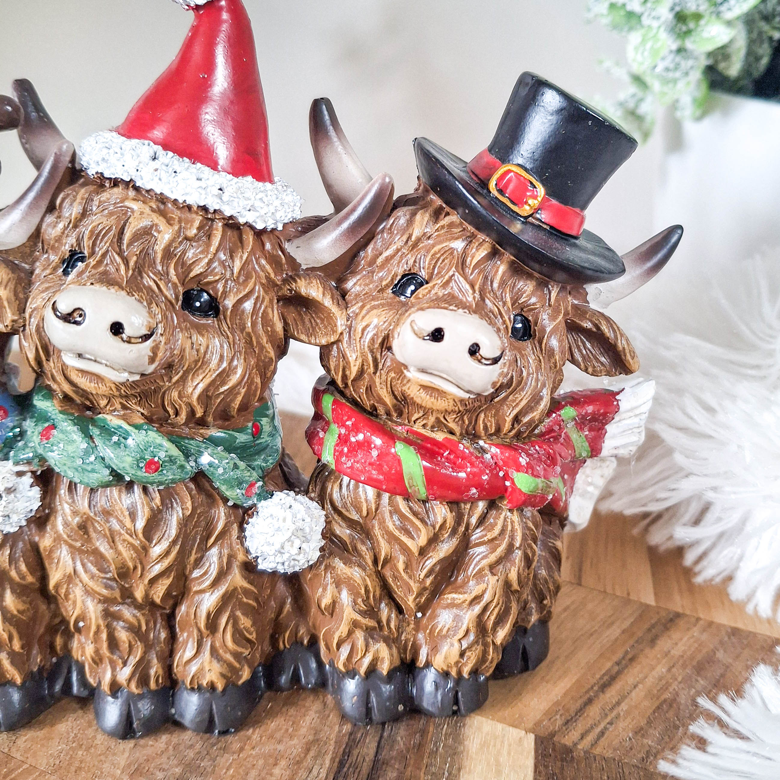 Christmas Highland Cow Trio