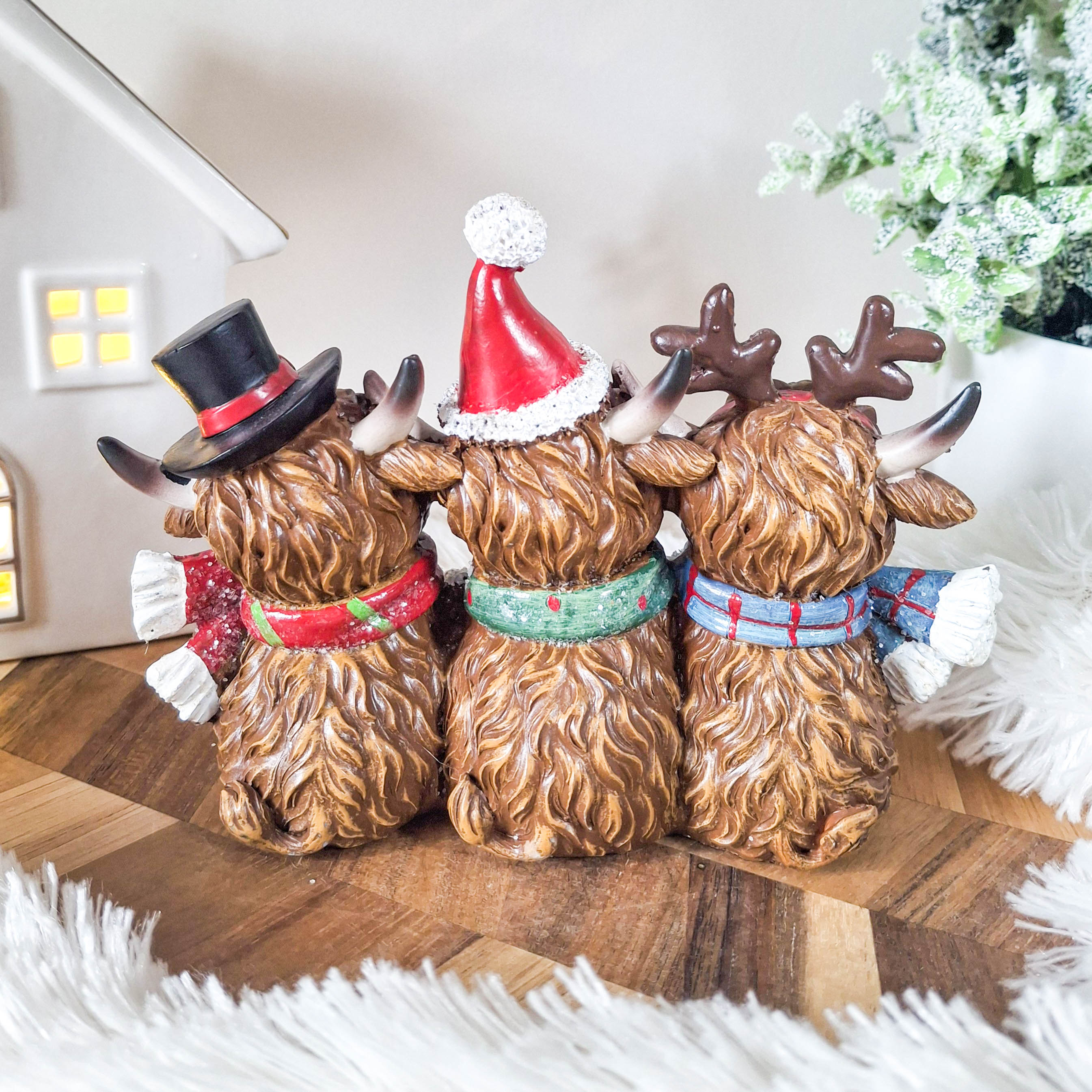 Christmas Highland Cow Trio