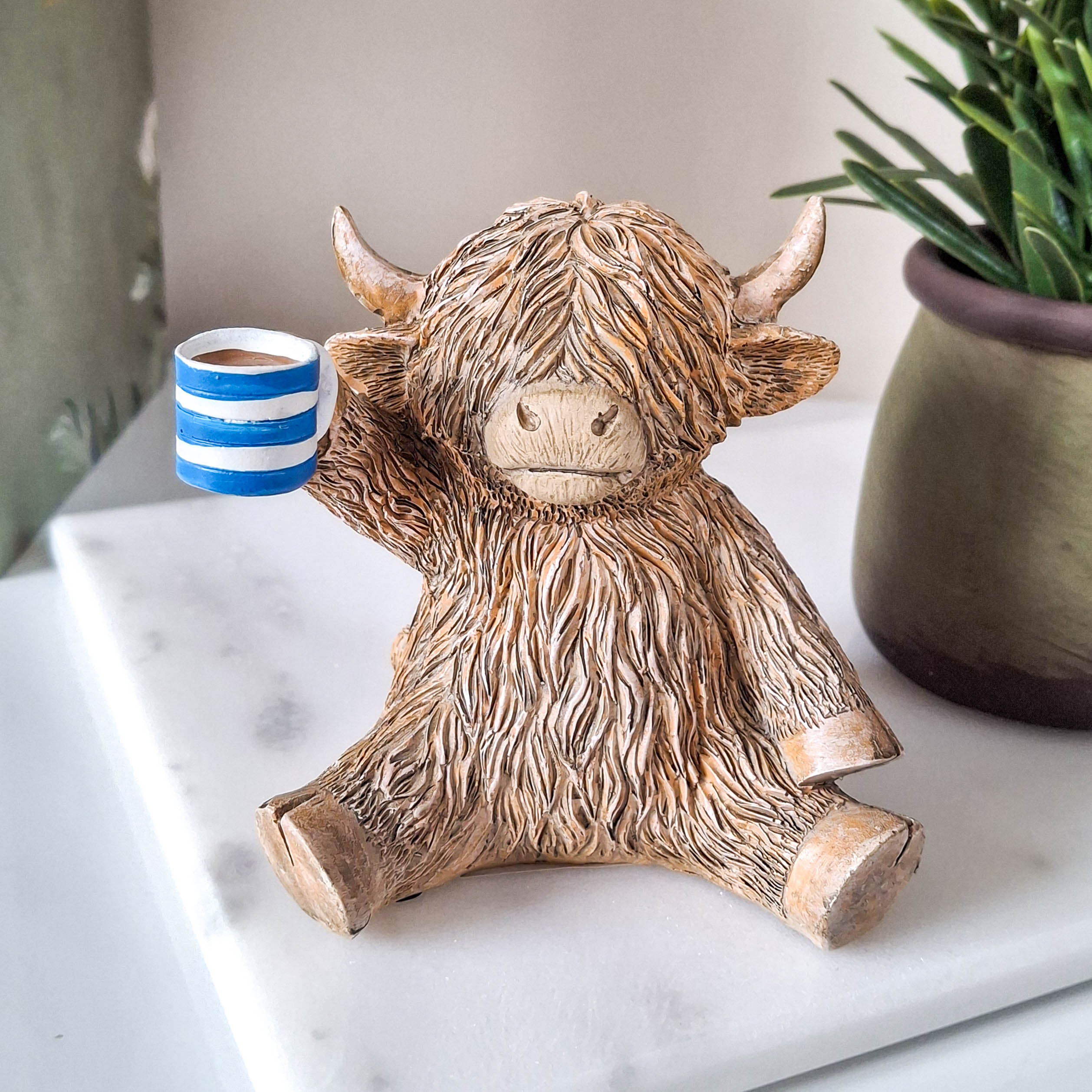Time For A Cuppa Happy Highland Cow Figurine