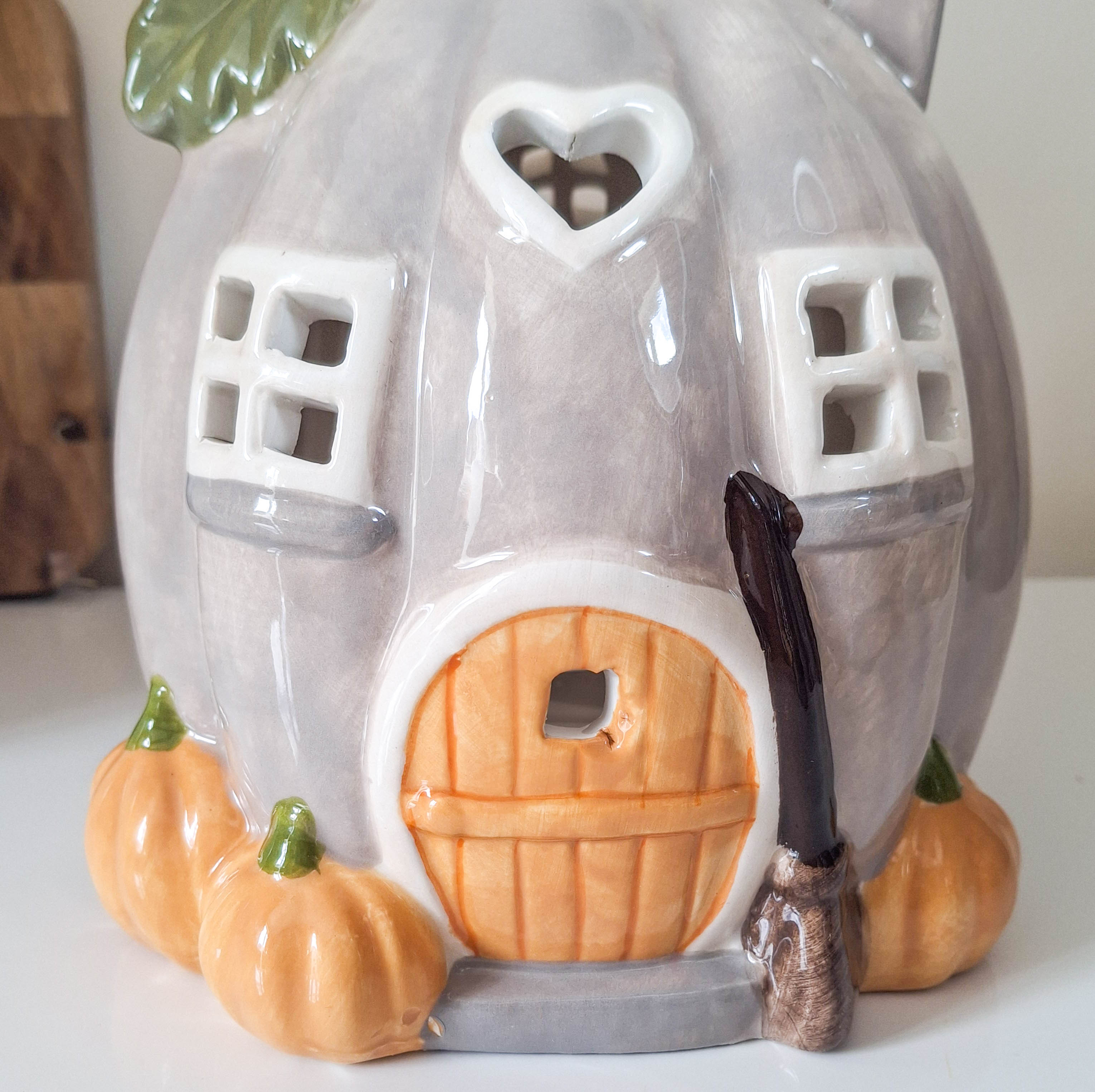 BACK JULY Pumpkin Tealight House