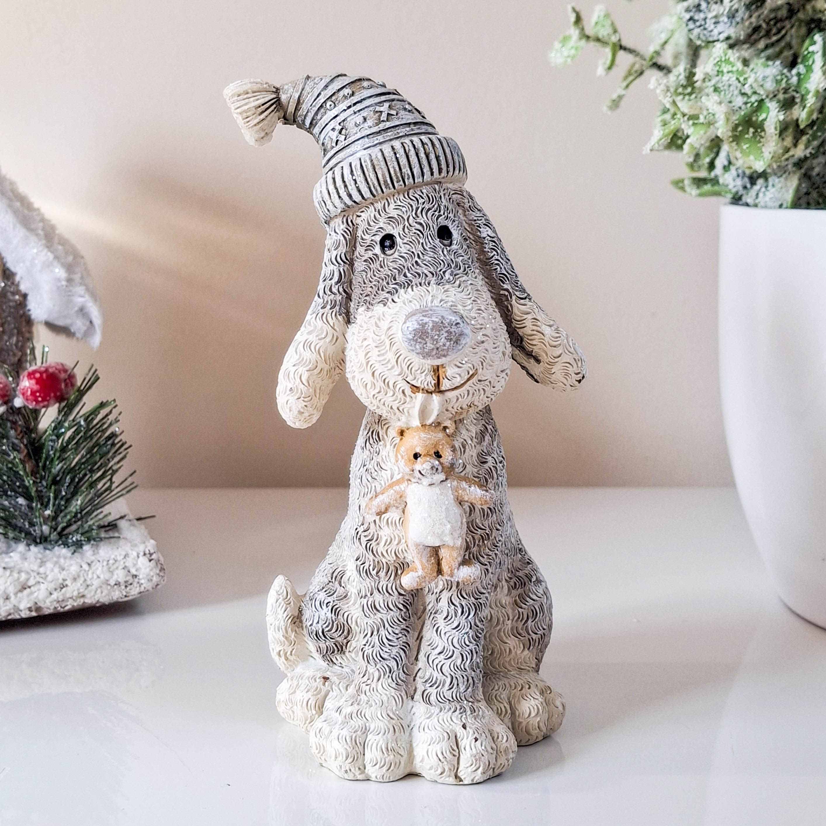 BACK OCT Sitting Festive Dog