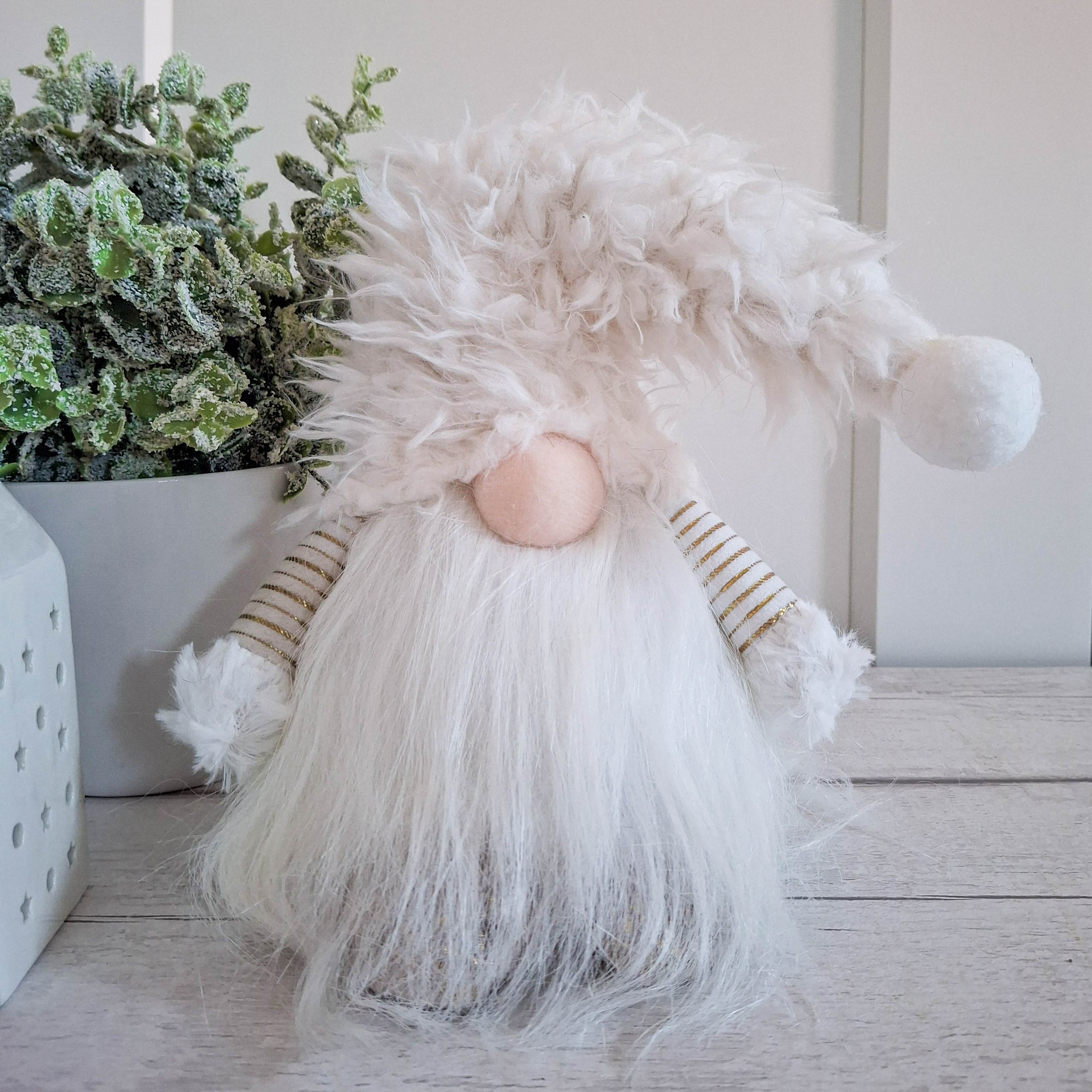 BACK OCT Light Up Fluffy Gonk