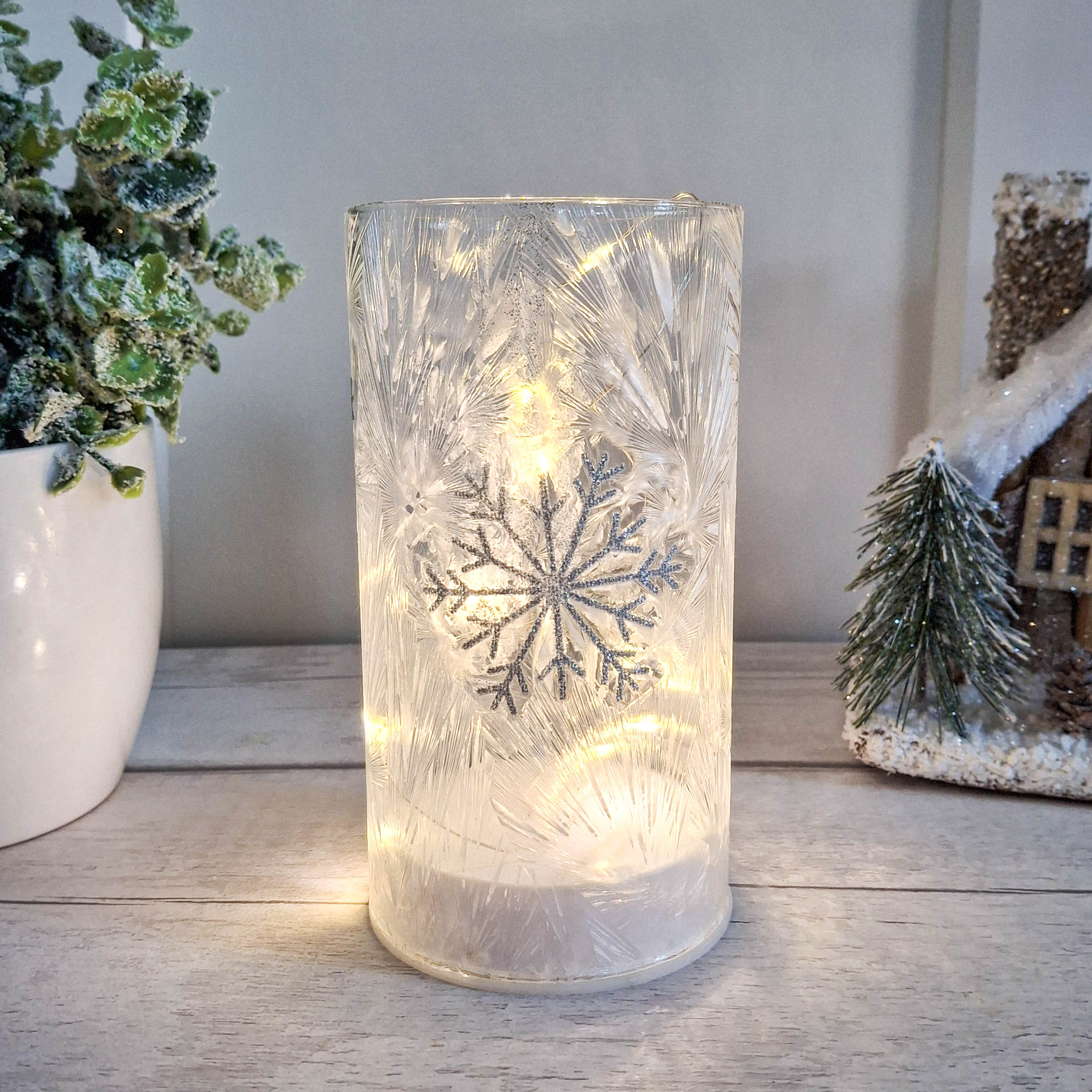 Snowflake Tube Light