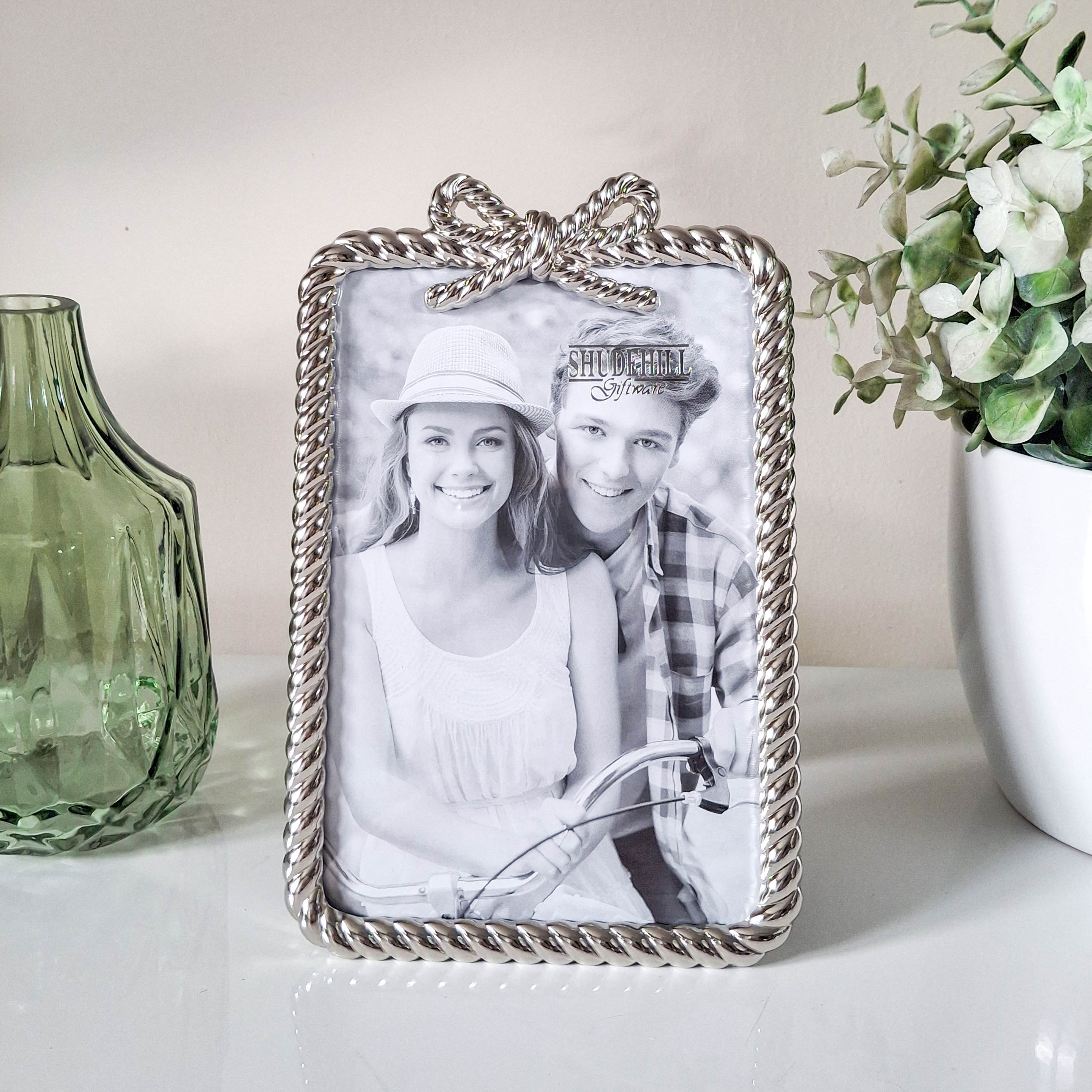 Silver Rope Bow Frame 6" x 4"