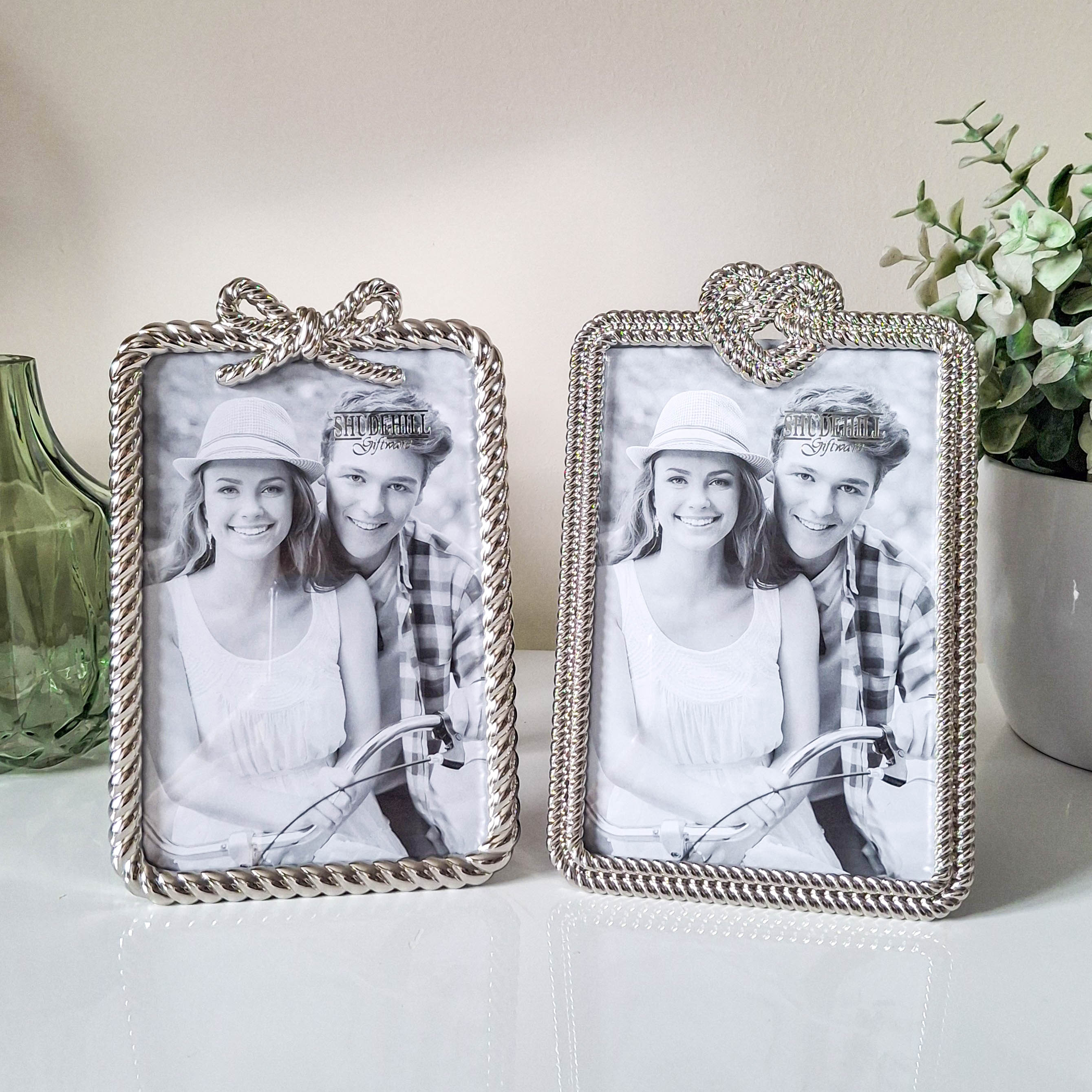 Silver Rope Bow Frame 6" x 4"