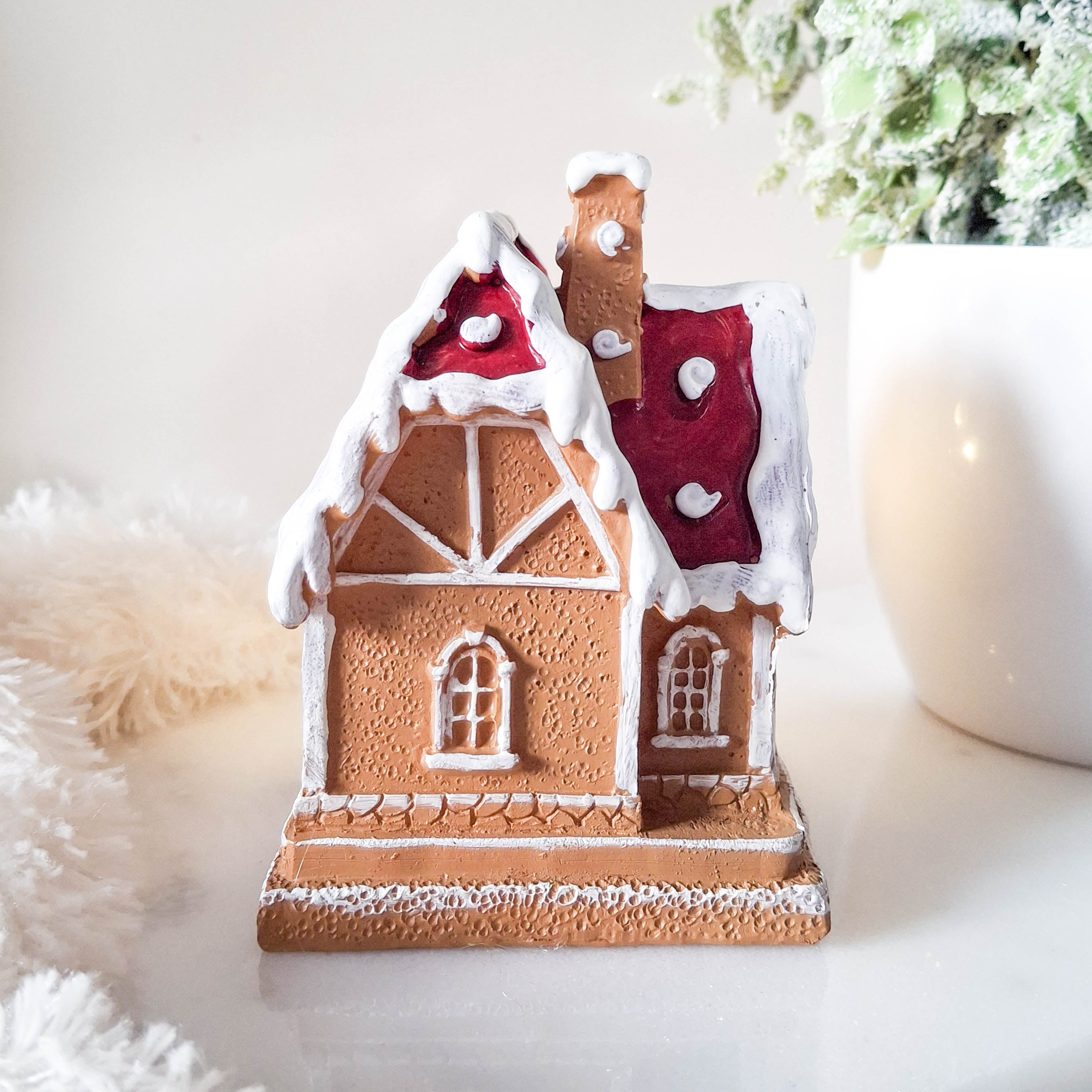BACK OCT Santa LED Gingerbread House