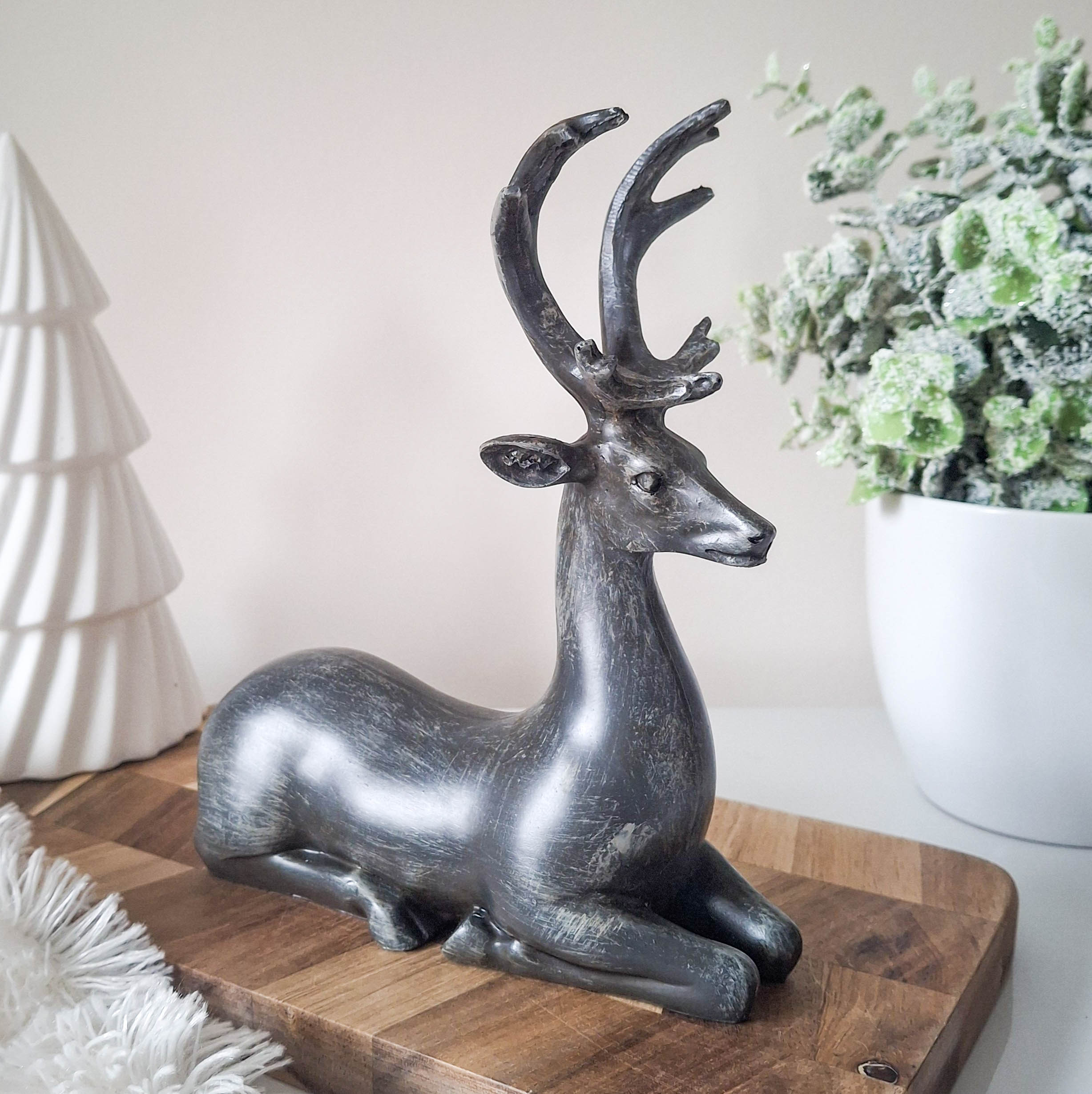 Lying Down Deer Ornament