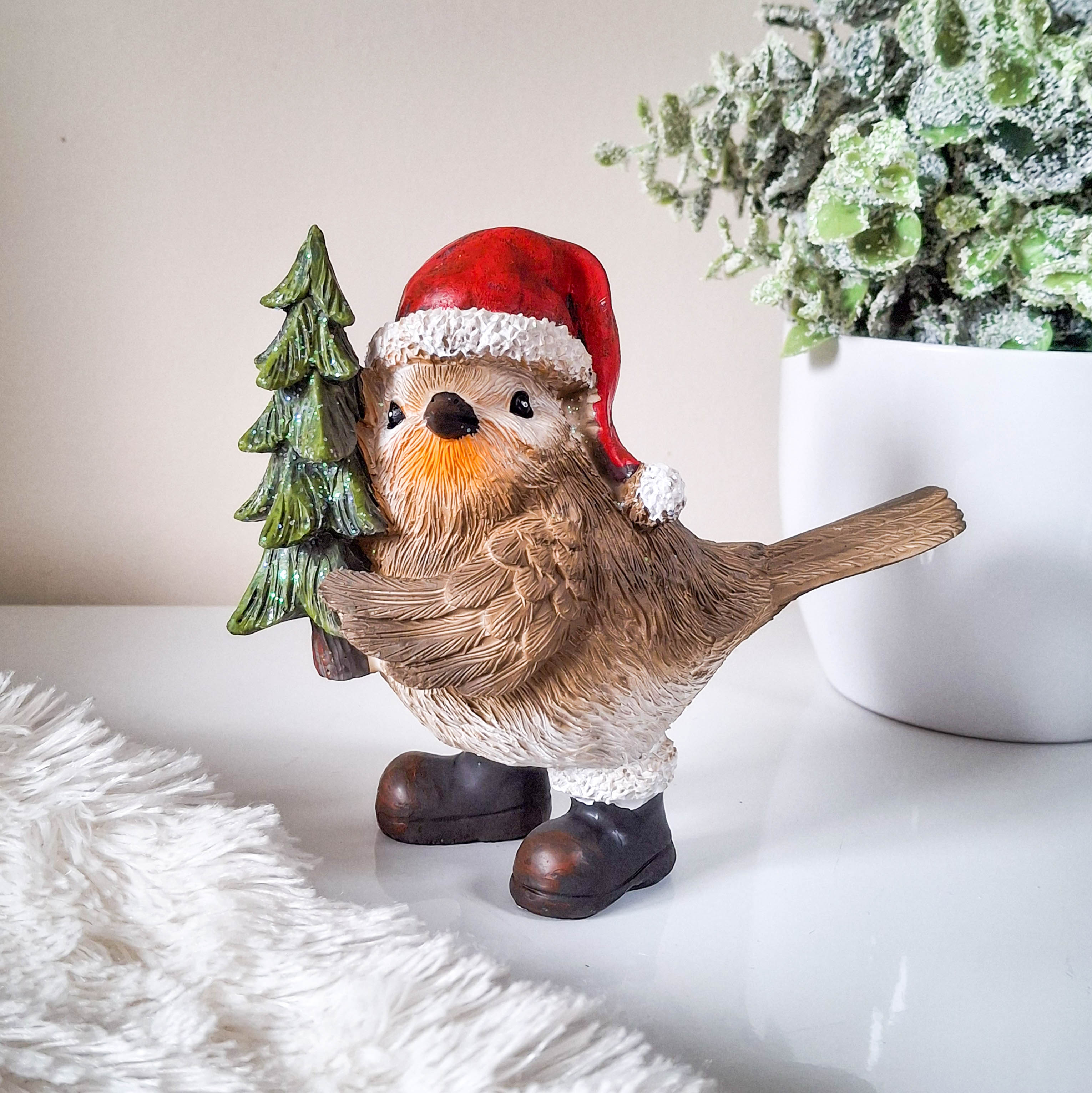Christmas Robin Holding Tree