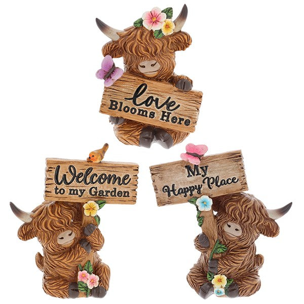 Small Highland Cow with Sign