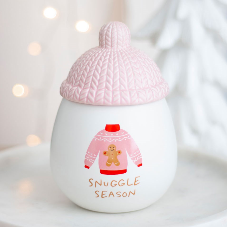 Snuggle Season Bobble Hat Ceramic Oil Burner
