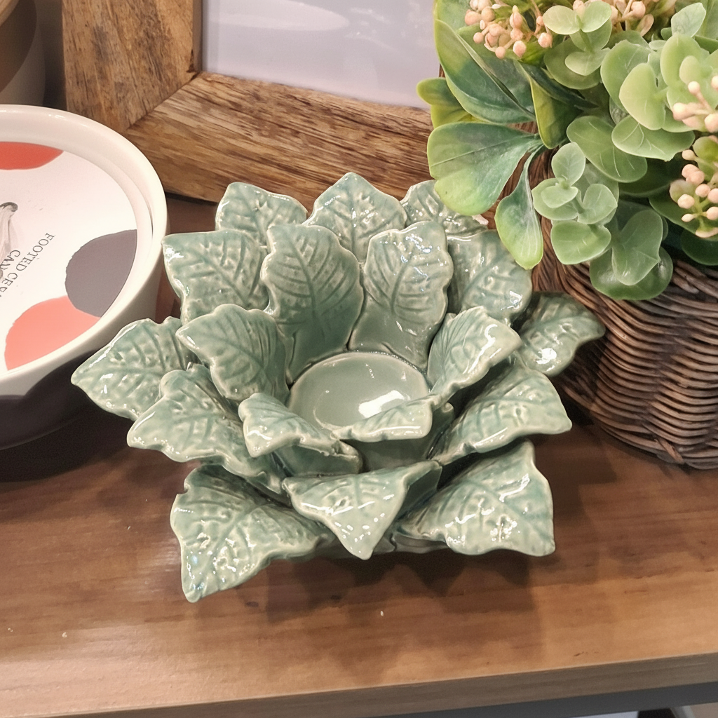 Green Leaf Tealight Holder