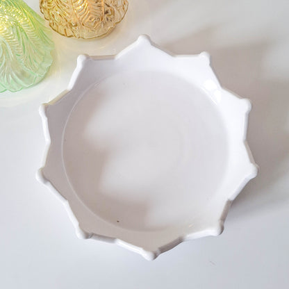 White Ceramic Crown Tray