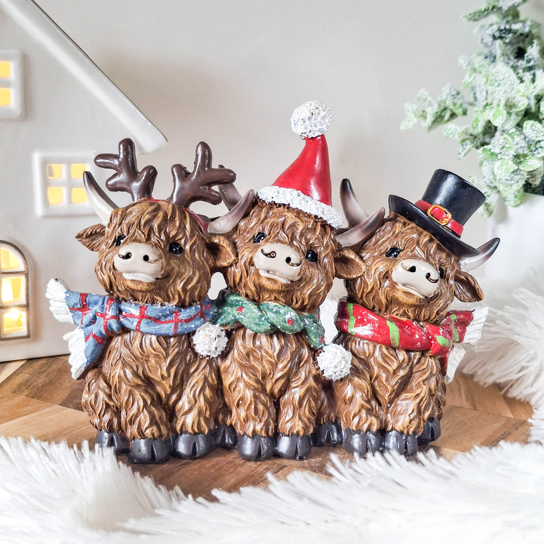 Christmas Highland Cow Trio