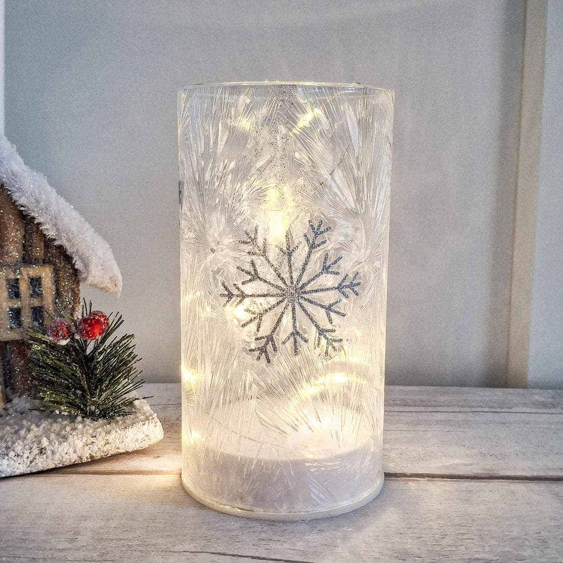 Snowflake Tube Light