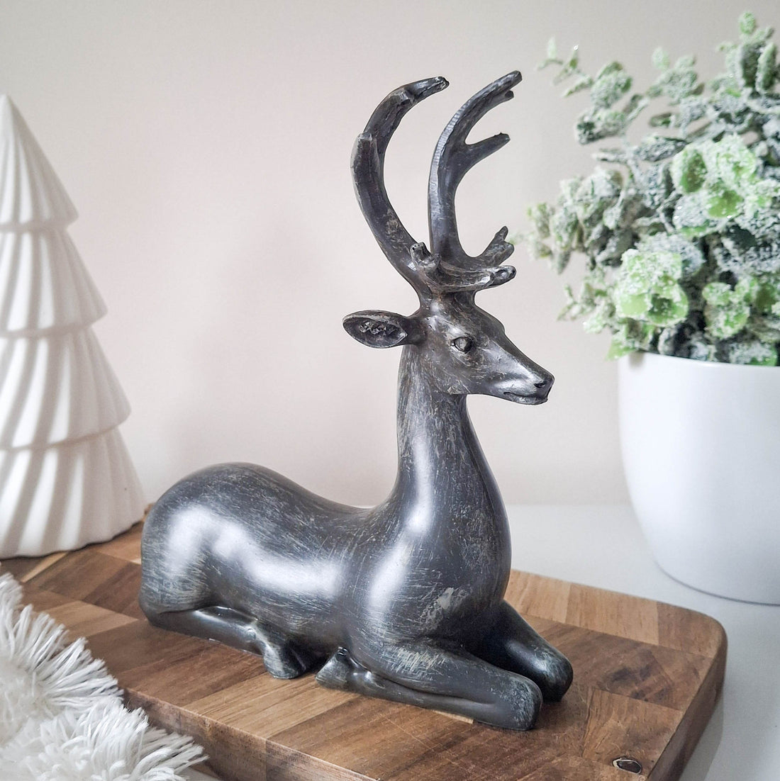 Lying Down Deer Ornament