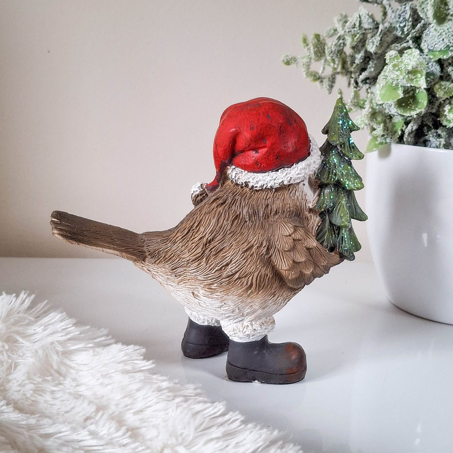 Christmas Robin Holding Tree