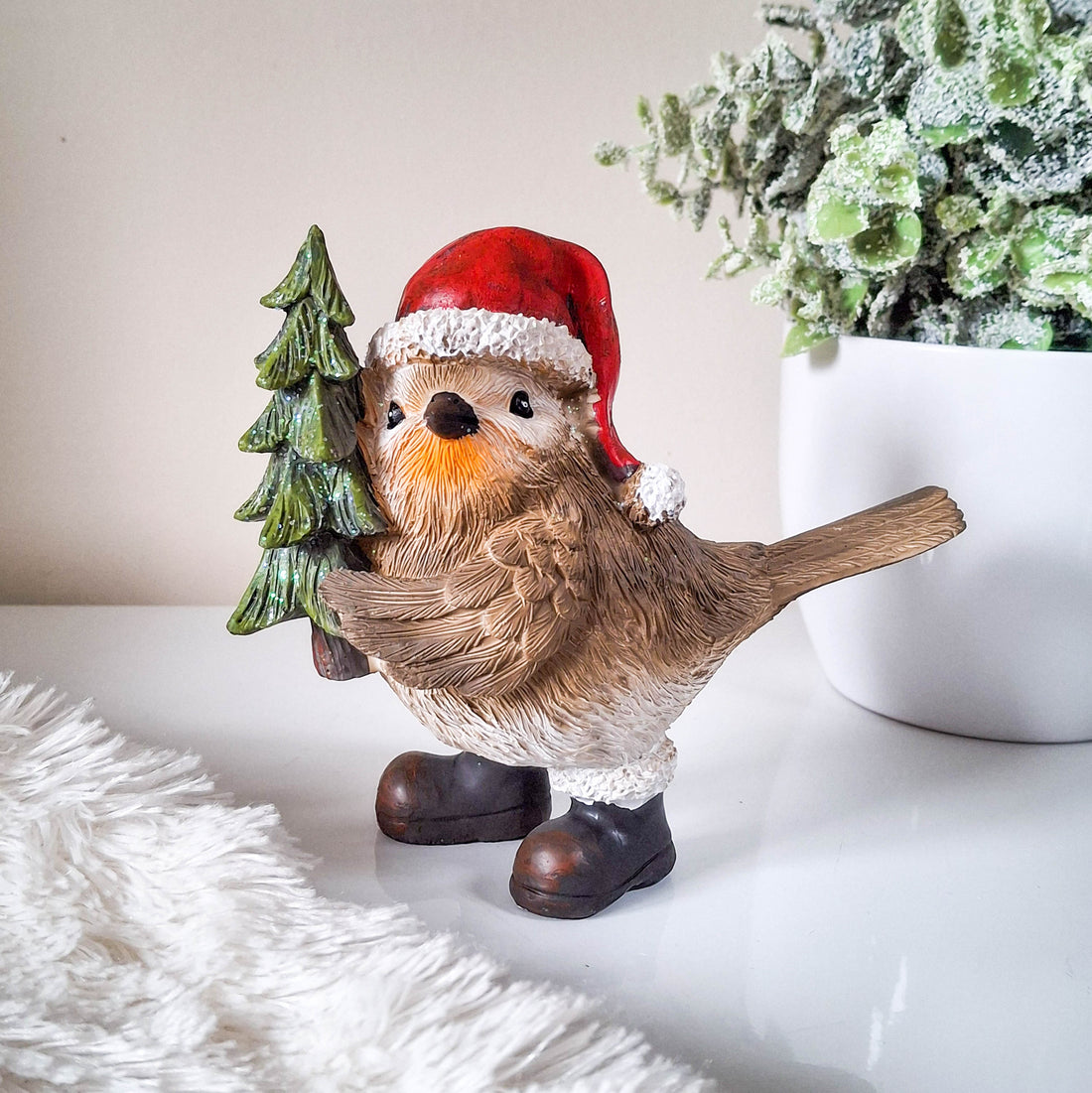 Christmas Robin Holding Tree