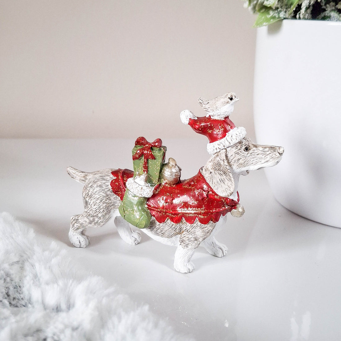 Dog with Gifts Set of 2