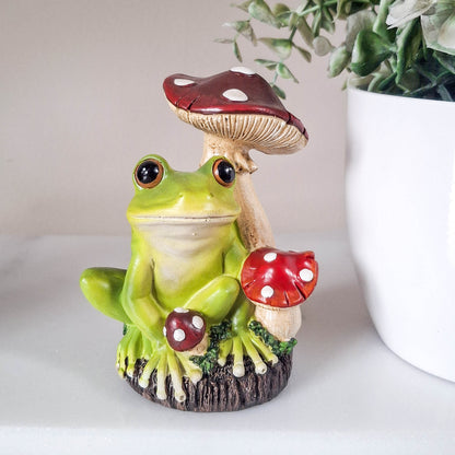 Frog with Mushroom Ornament