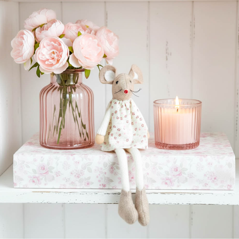 Floral Dress Sitting Mouse