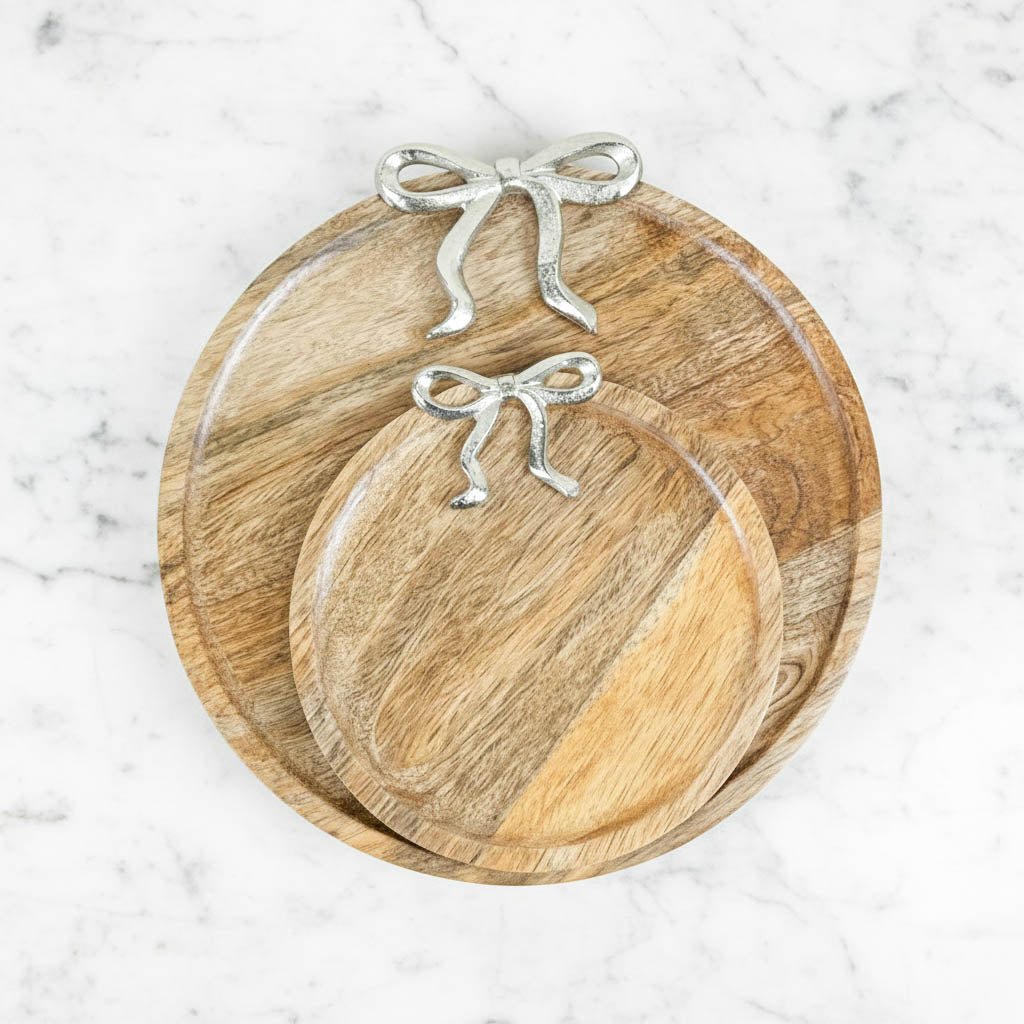 Round Wooden Styling Serving Board with Silver Bow 31cm