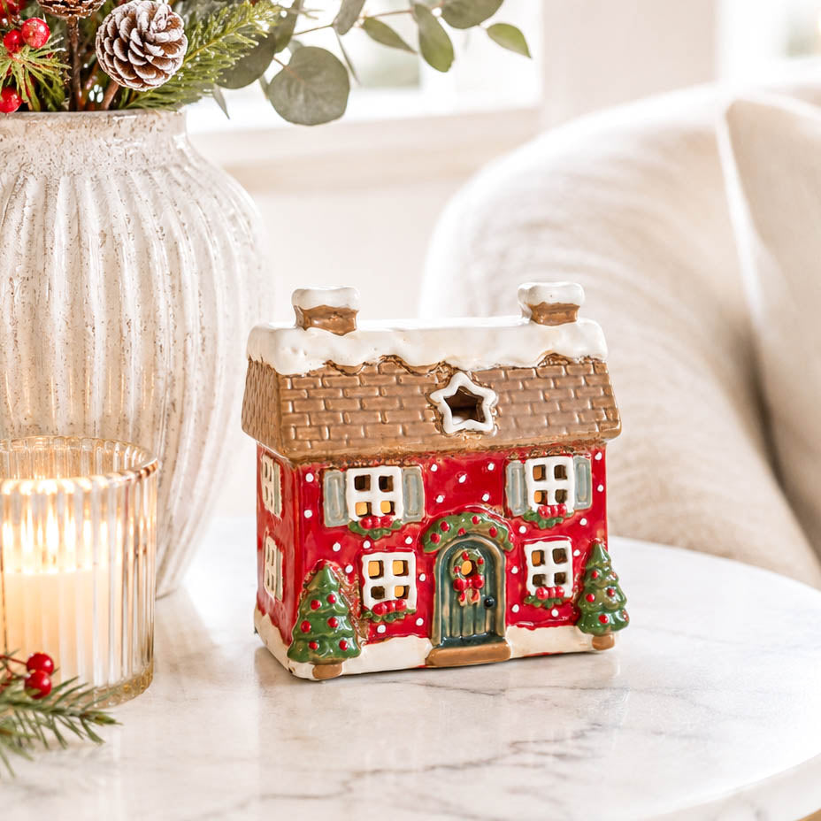 BACK AUG Holly Cottage Wax Warmer House