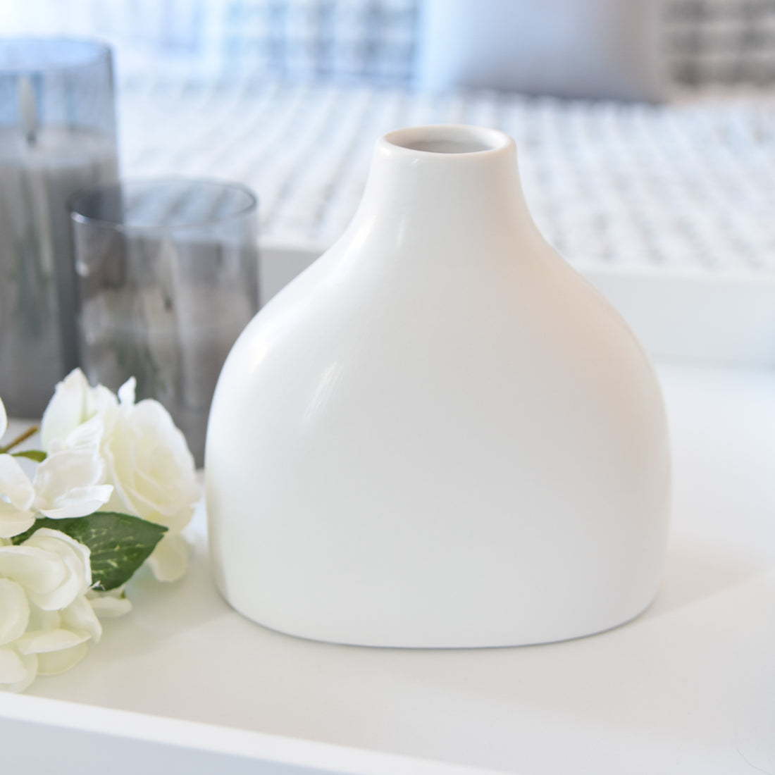 Polly Matt Sateen White Vase