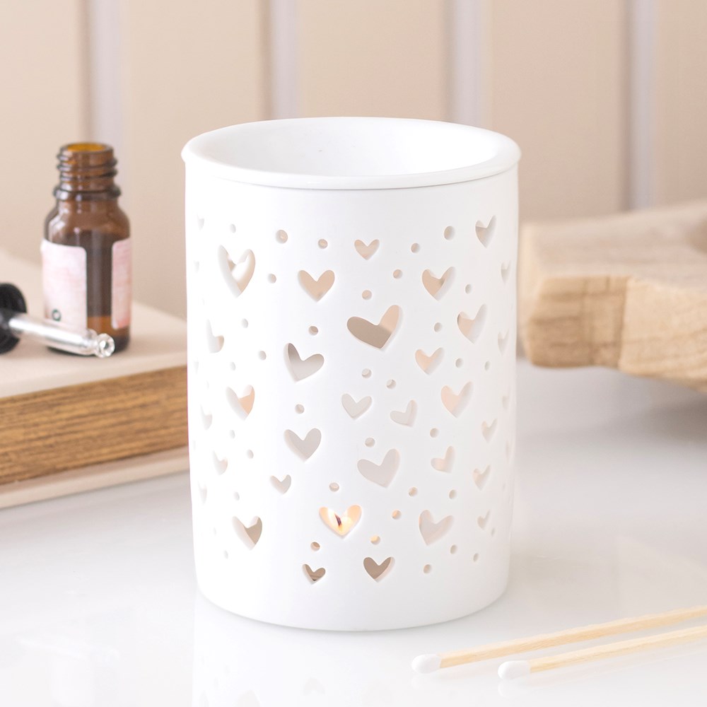 White Heart Cut Out Oil Burner &amp; Wax Warmer