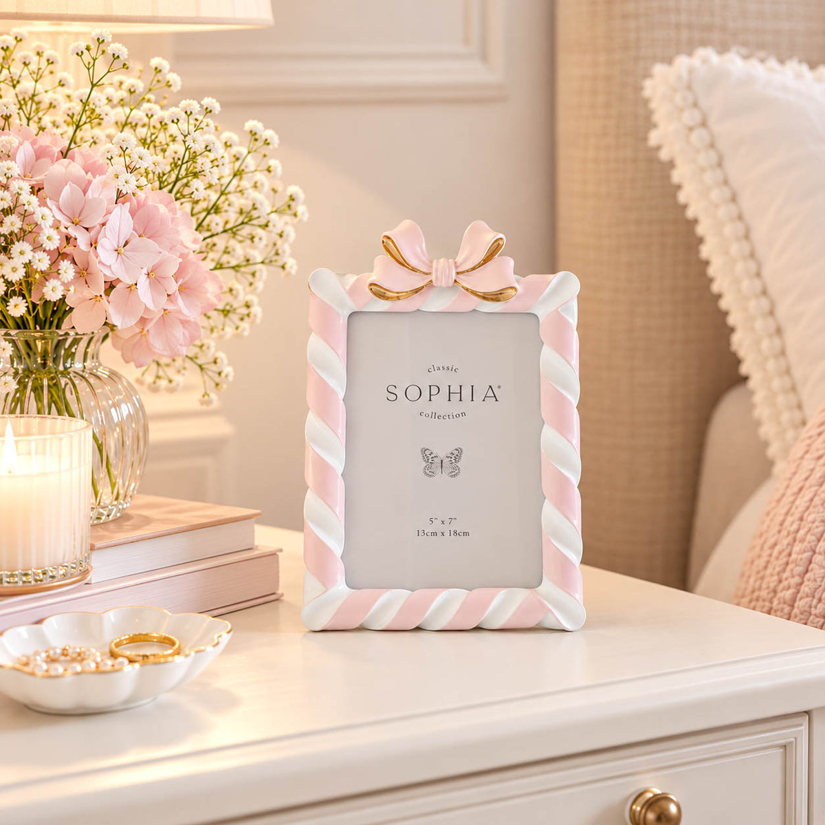 Pink &amp; White Bow Photo Frame 7" x 5"