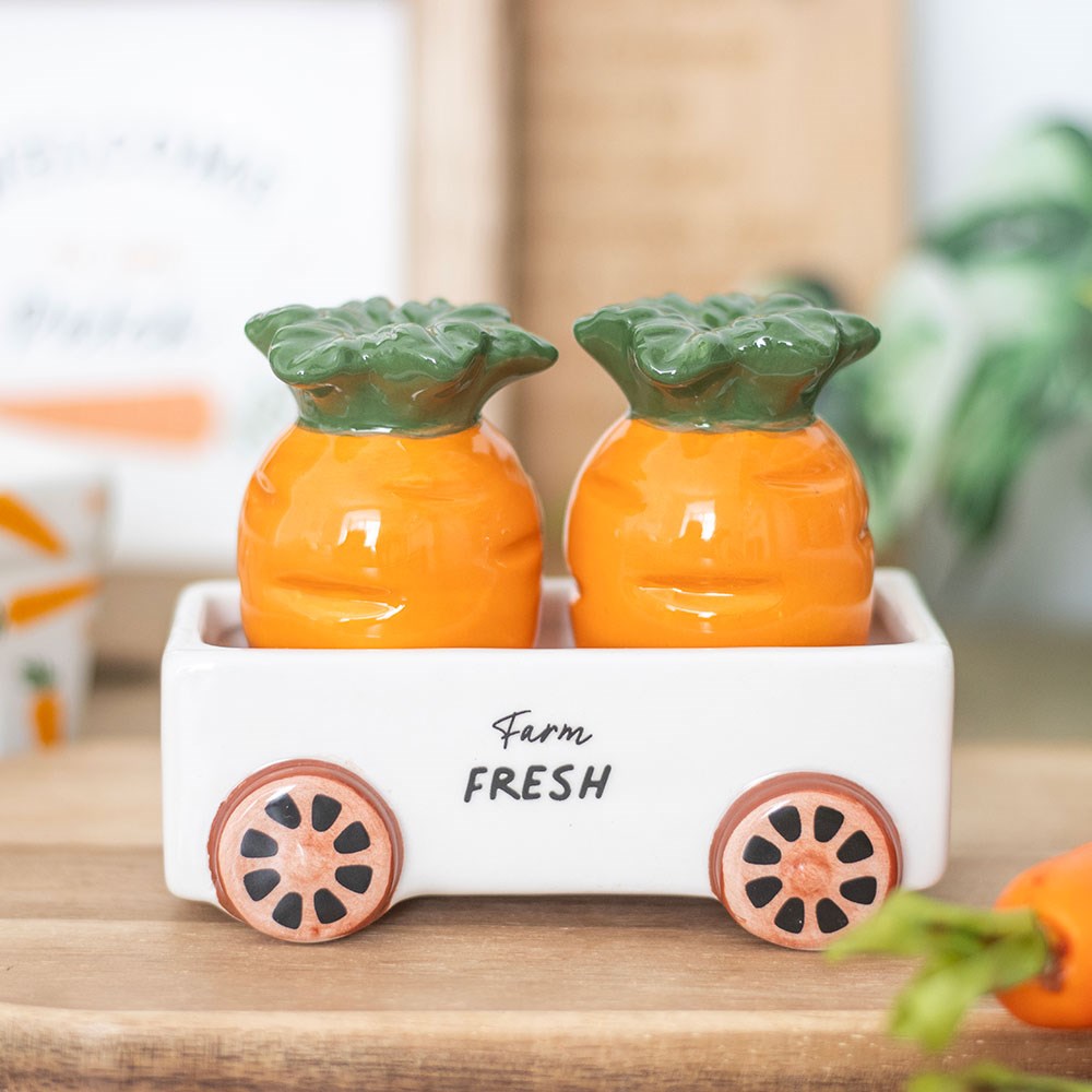 Carrot Salt &amp; Pepper Shakers in Wagon